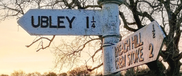 Photo of a traditional Somerset street sign